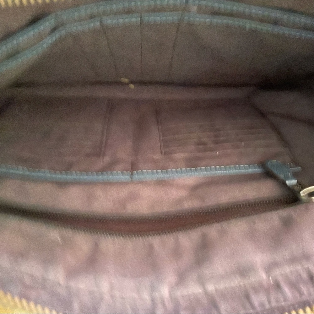 Gorgeous Coach Metropolitan Double Zip Business Case in pebble leather. - Picture 14 of 15